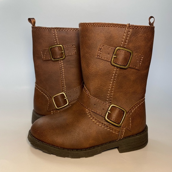 Carter’s Fashion Boots - Picture 2 of 8